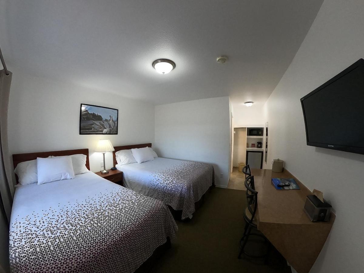 Double Room with Two Double Beds