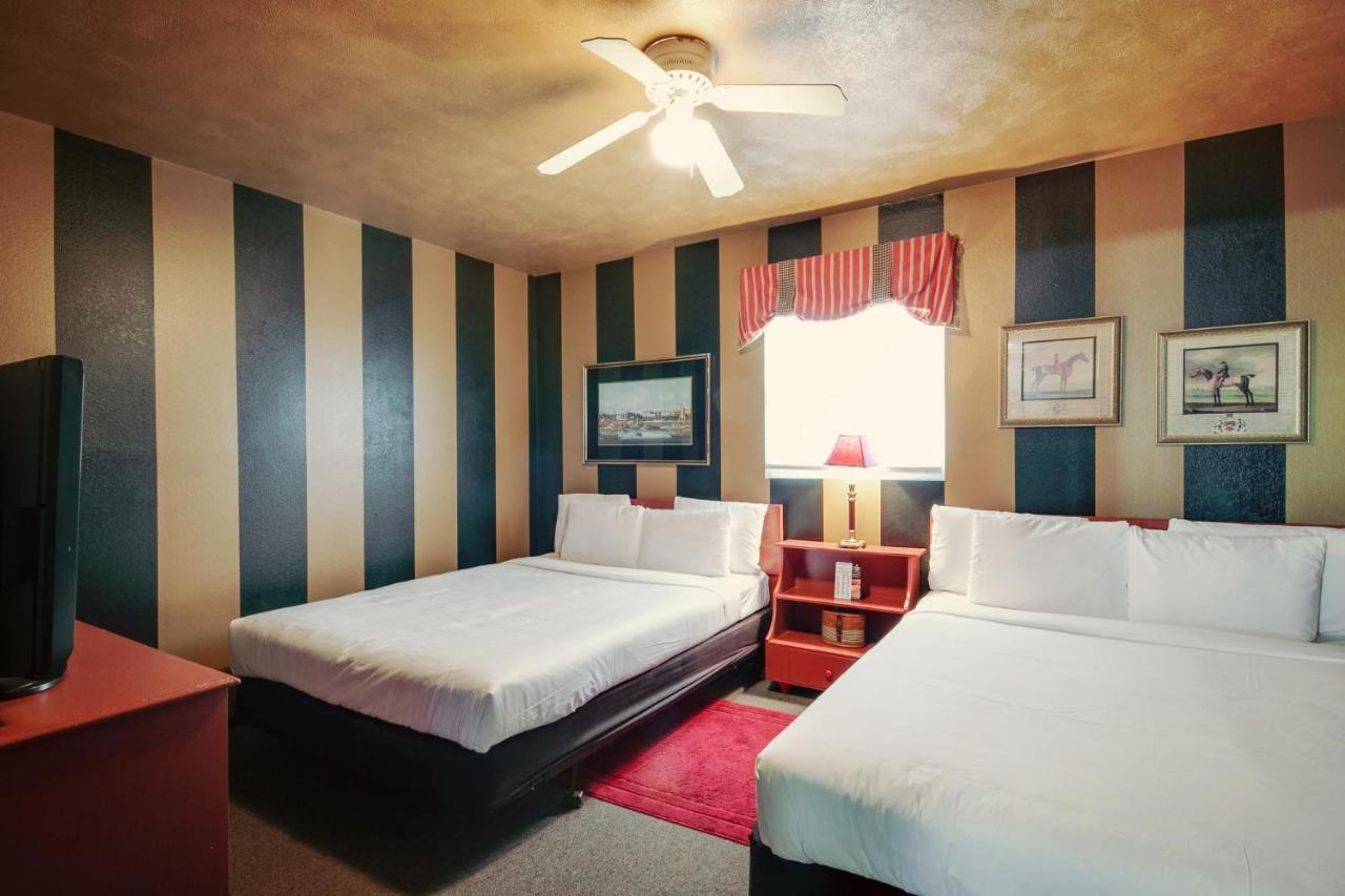 Queen Suite