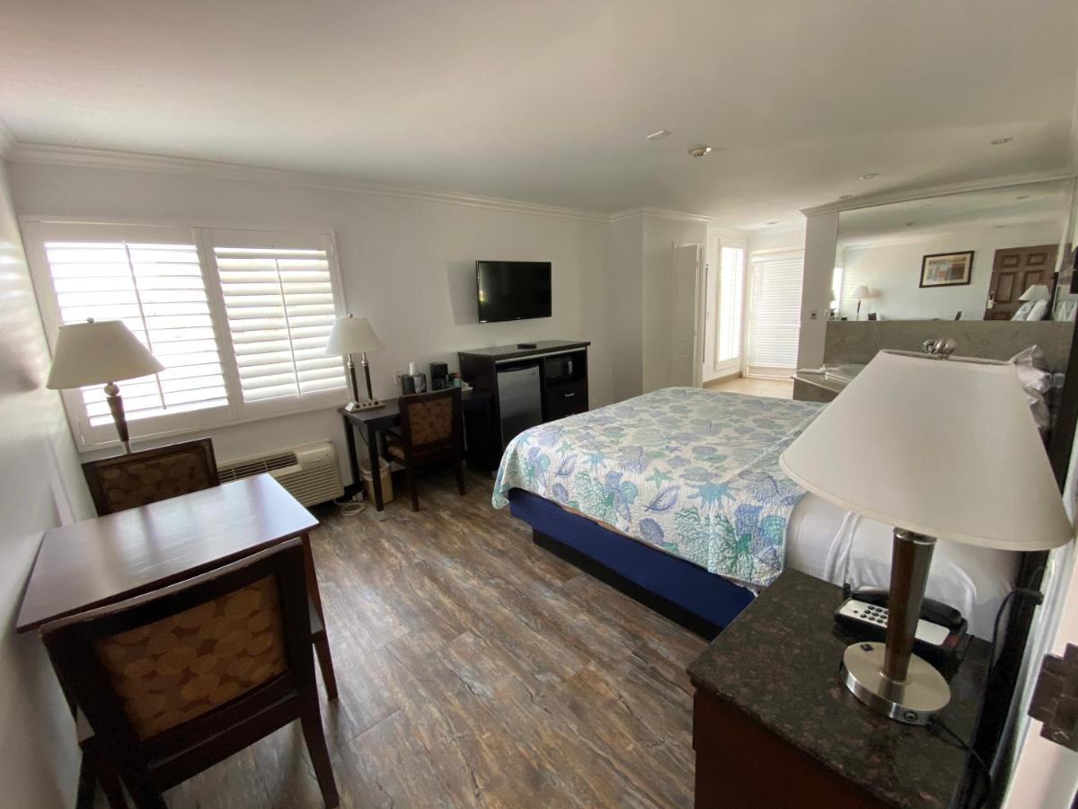 Premier Room with Spa Bath and Sea View- Adults Only