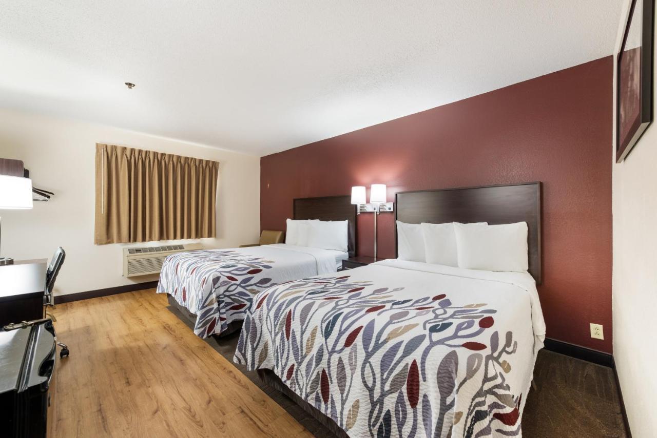 Deluxe Double Room with 2 Double Beds - Non-Smoking