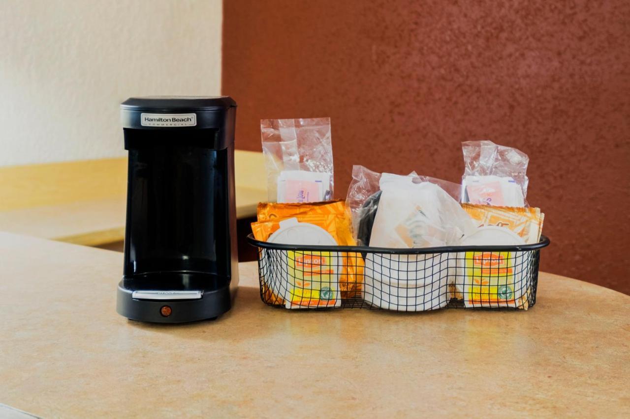 Superior King Room with Kitchenette Non-Smoking
