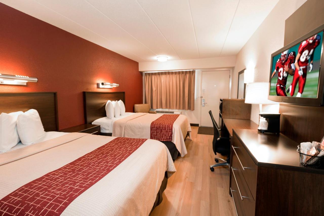 Deluxe Room with Two Double Beds Smoke Free