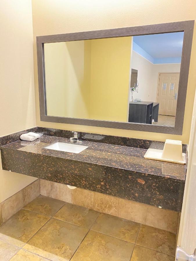 Superior Suite with Kitchenette