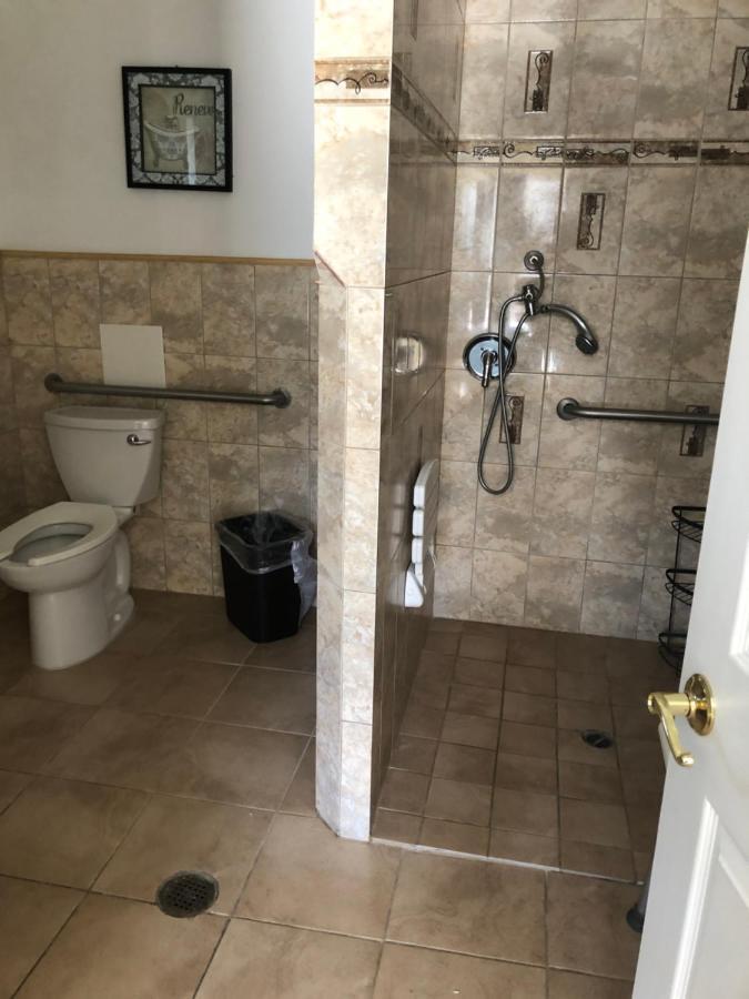 Double Room,1088227759:JPEG