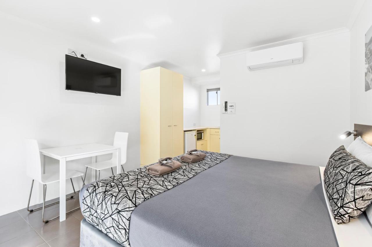 Large King Room,1123313250:JPEG