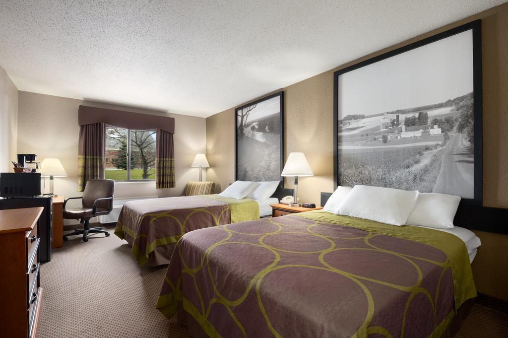 Double Room with Two Double Beds - Non-Smoking