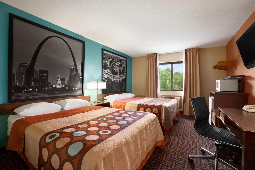 Queen Room with Two Queen Beds - Non-Smoking