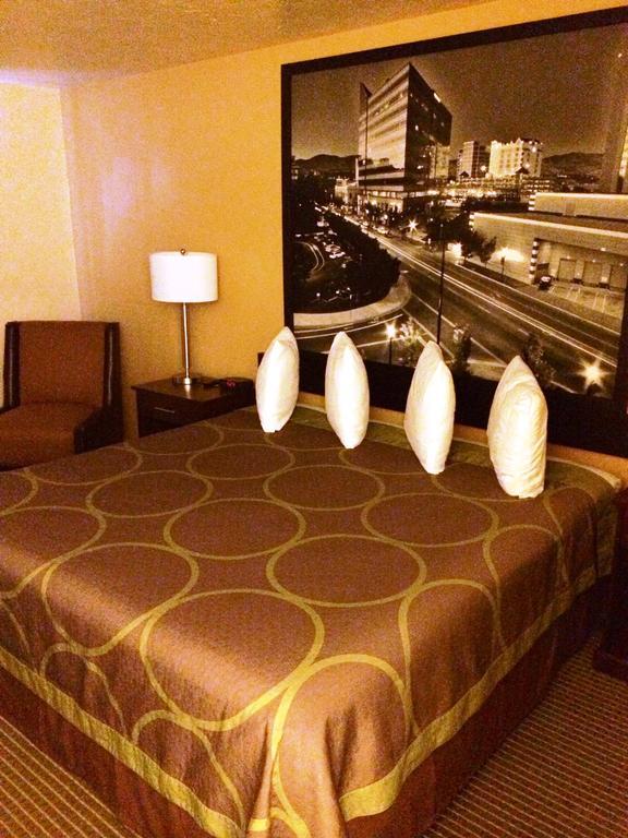 King Room - Non-Smoking