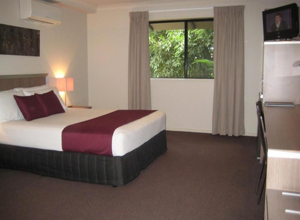 Executive Queen Room,51619897:JPEG