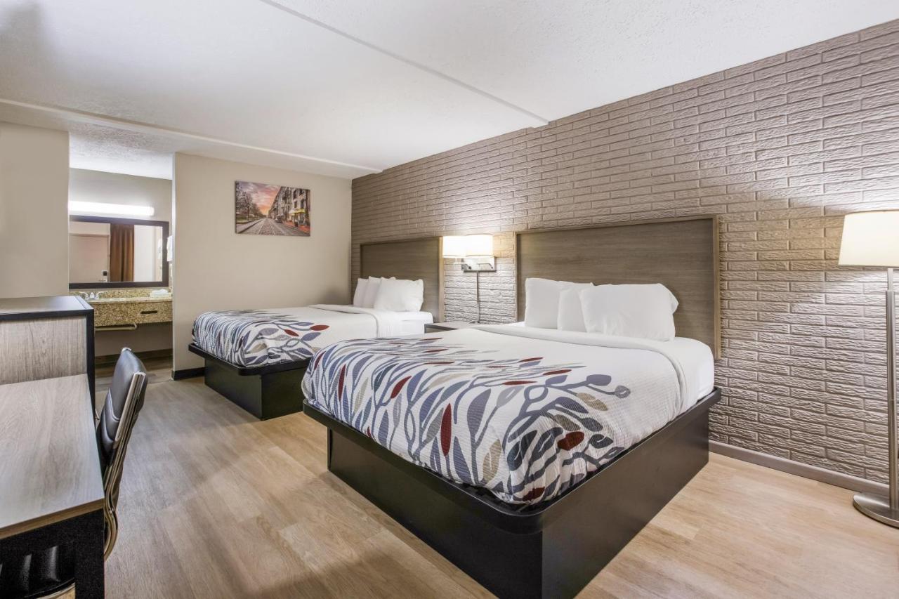 Deluxe Room with Two Queen Beds Second Floor Non-Smoking