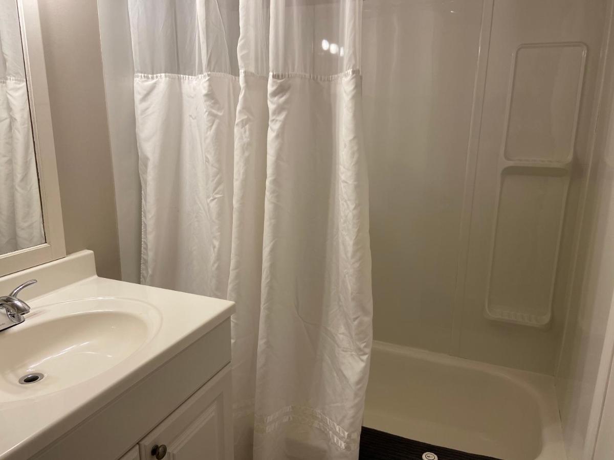 Standard Queen Room with Kitchenette,1679583374:JPEG