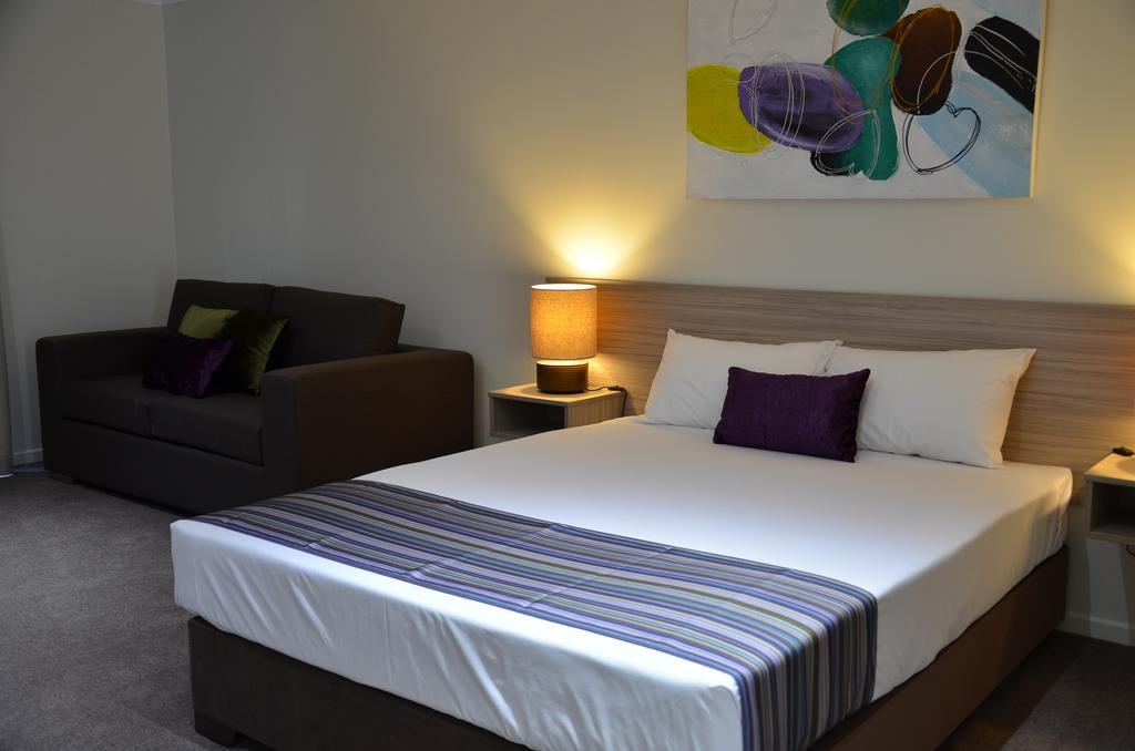 Standard Queen Room,686671920:JPEG