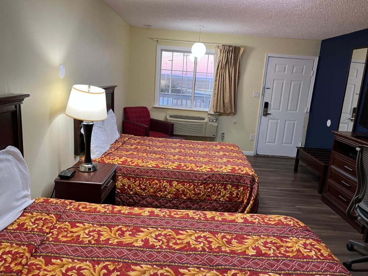 Superior Queen Room with Two Queen Beds