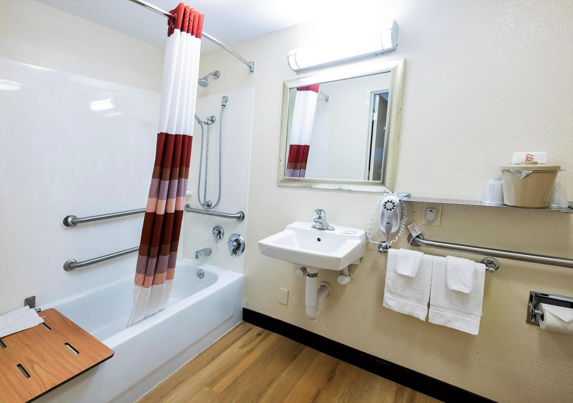 Superior King Room Disability Access Smoke Free