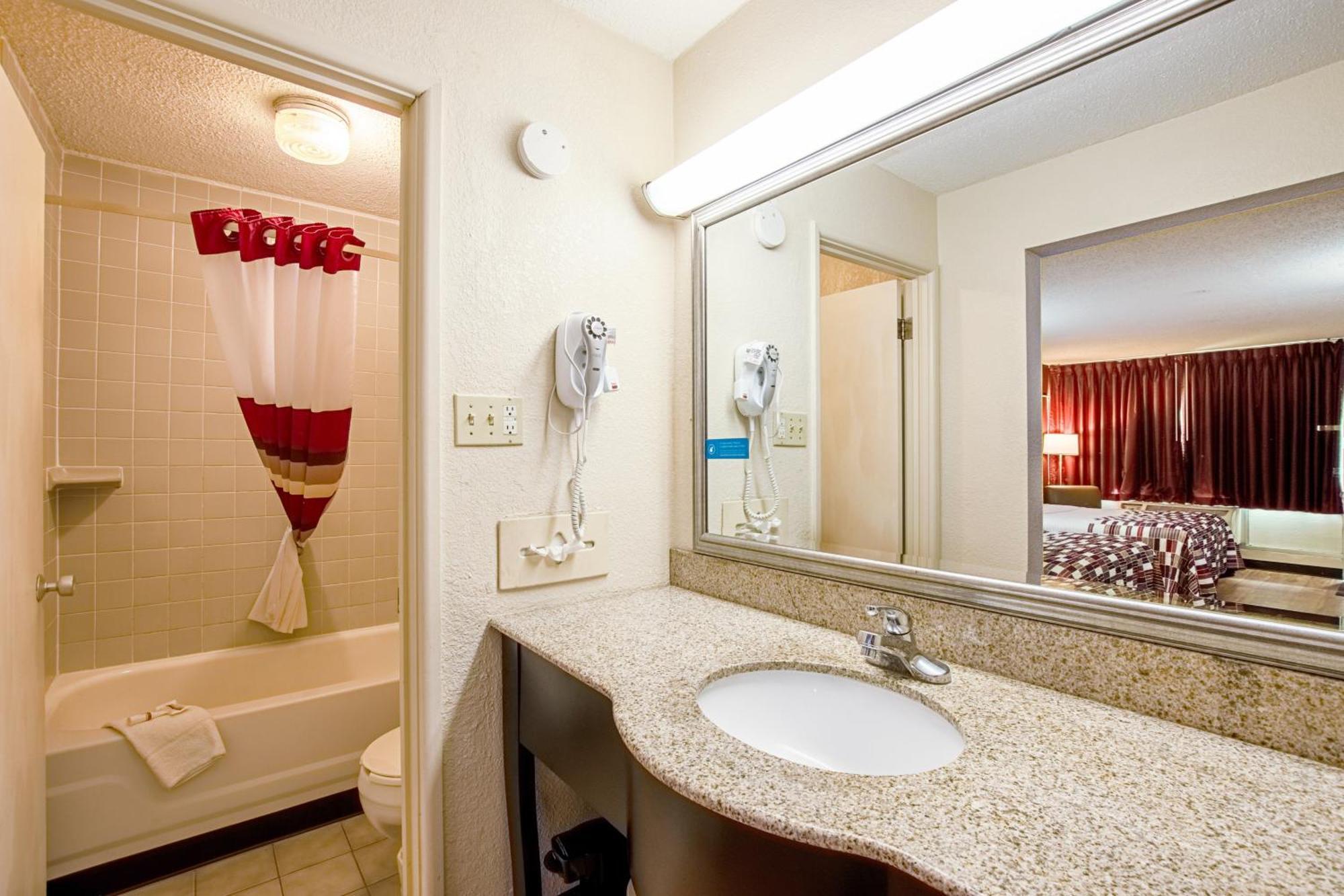 Deluxe Room with Two Queen Beds Non-Smoking