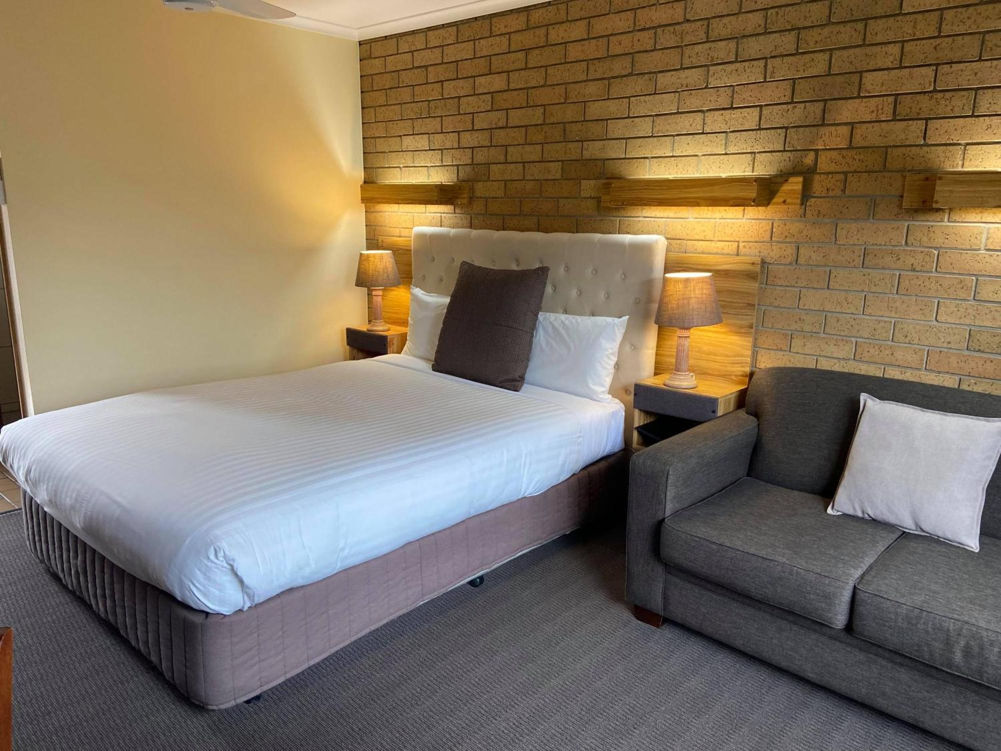 Queen Room,1220094493:JPEG