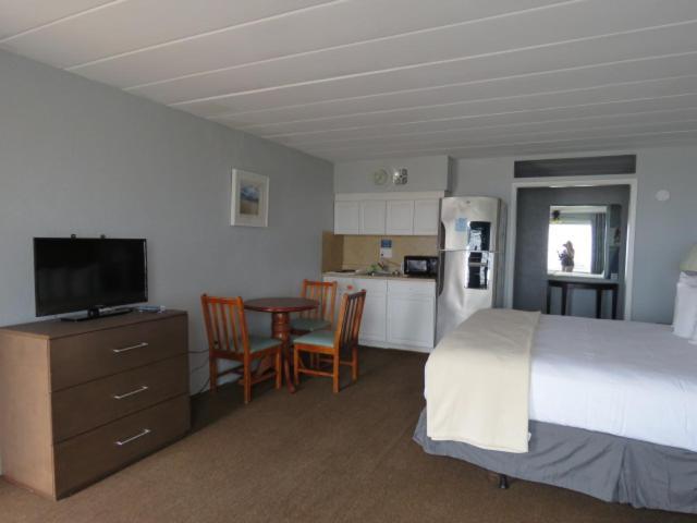 King Suite Oceanfront,1499803402:JPEG