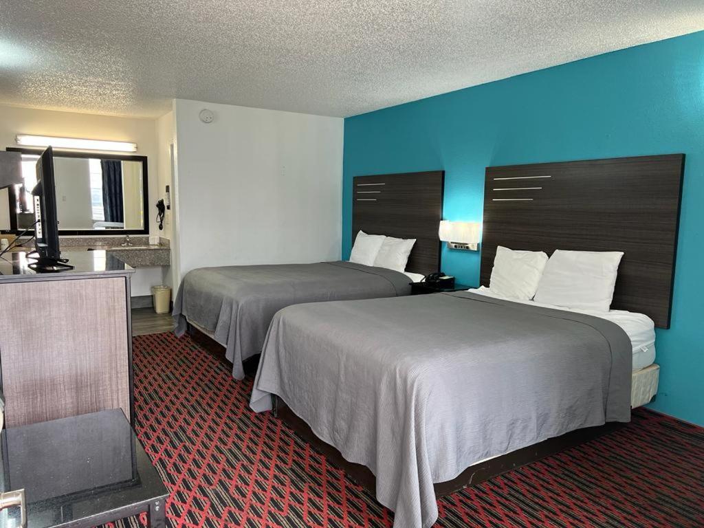 Double Room with Two Double Beds- Non Smoking