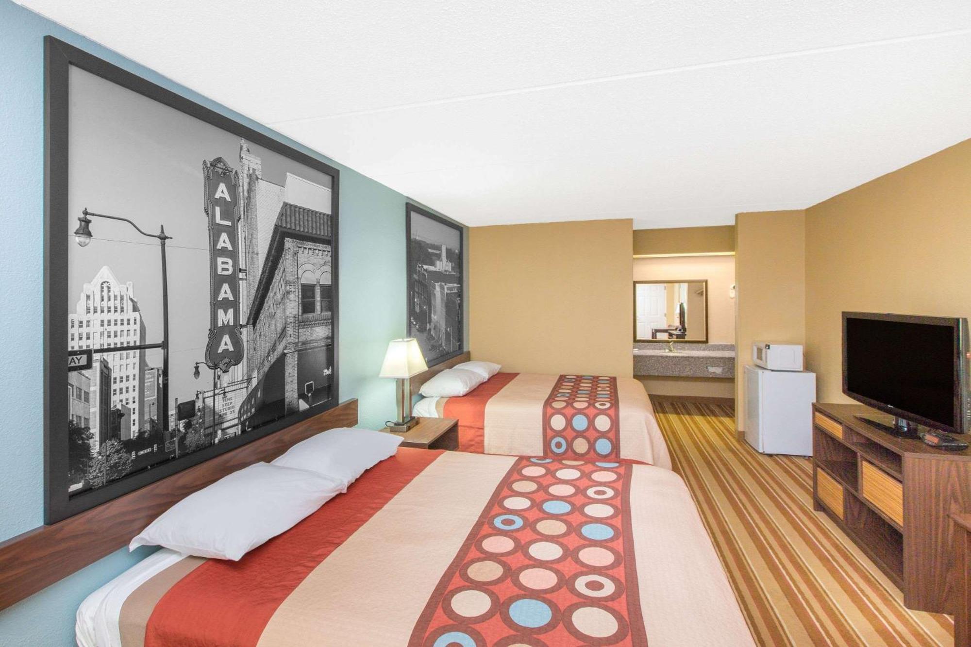 Deluxe Queen Studio with Two Queen Beds - Smoking