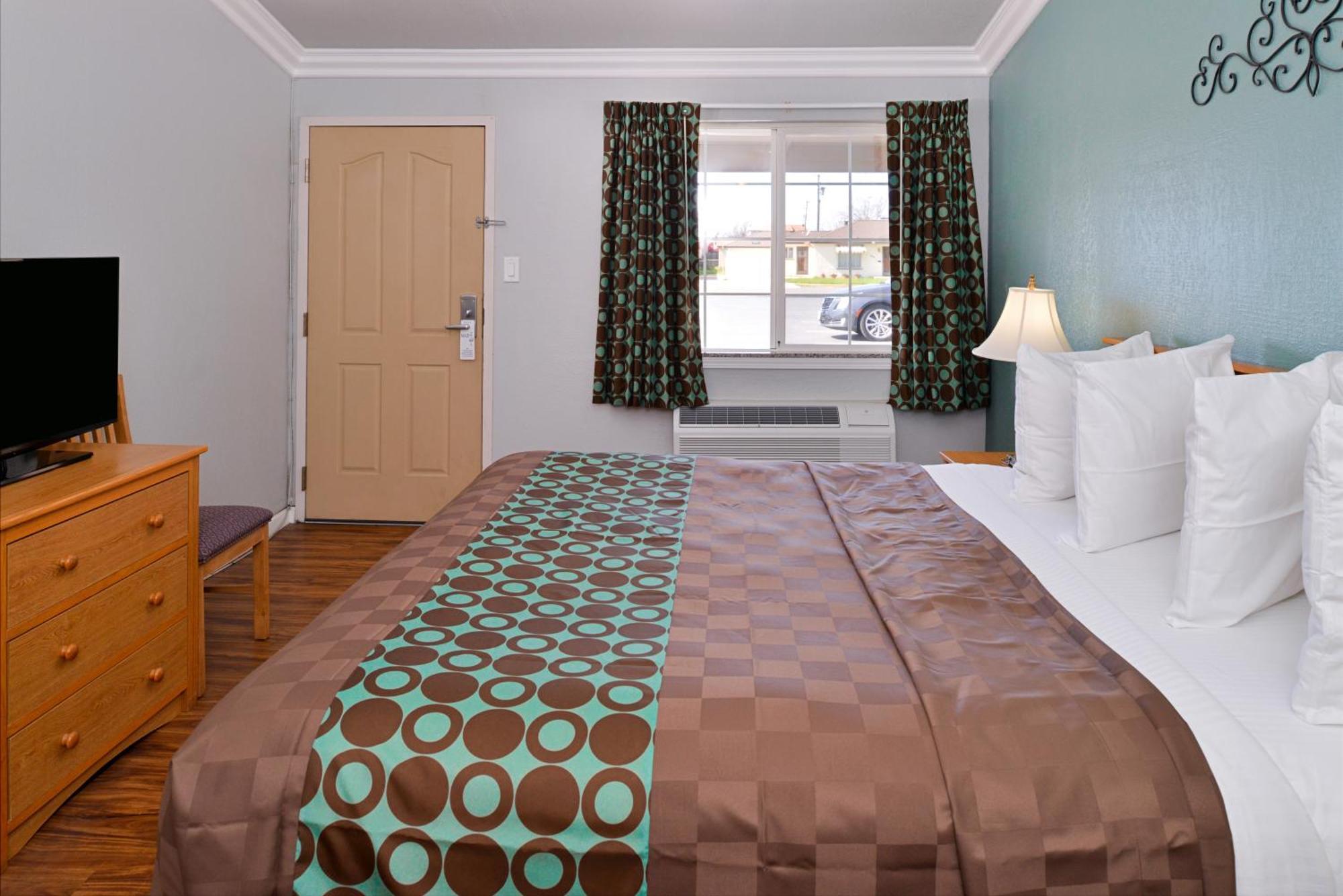 King Room - Disability Access