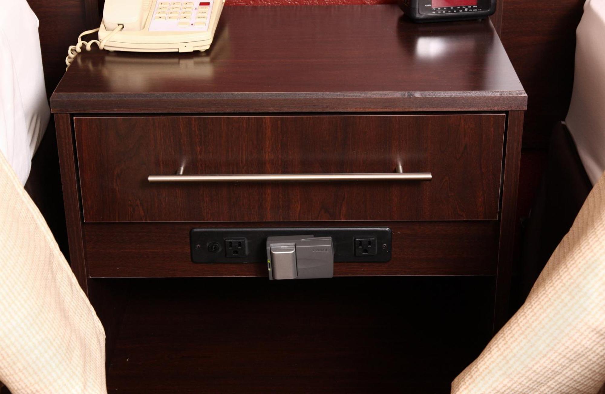 Standard King Room Disability Access Smoke Free