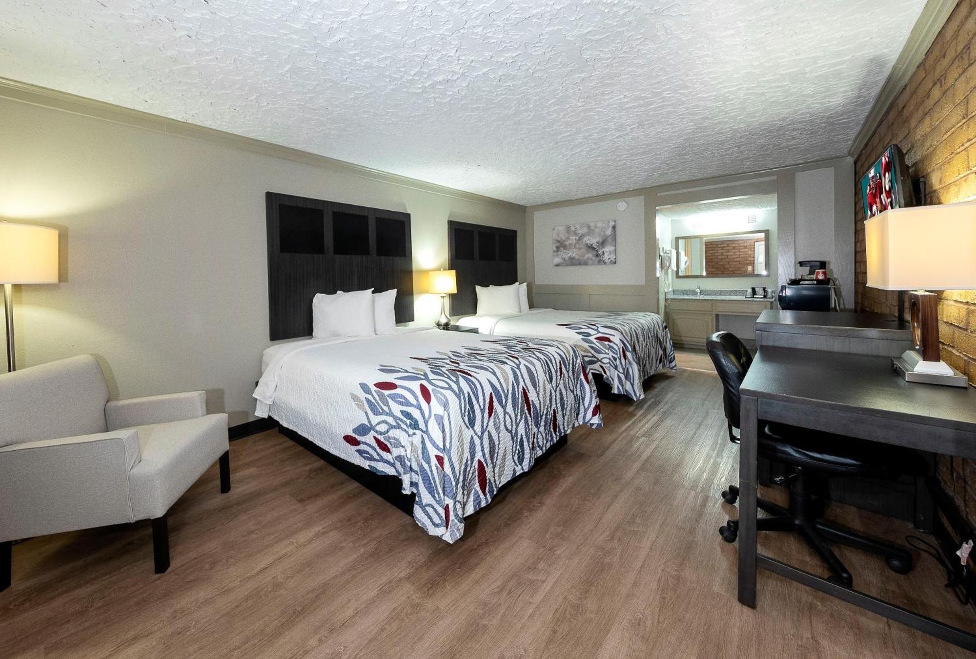 Deluxe Room with Two Queen Beds Smoke Free