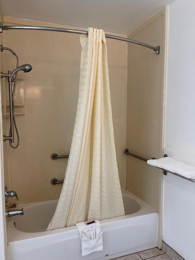 Queen Room with Two Queen Beds - Disability Access