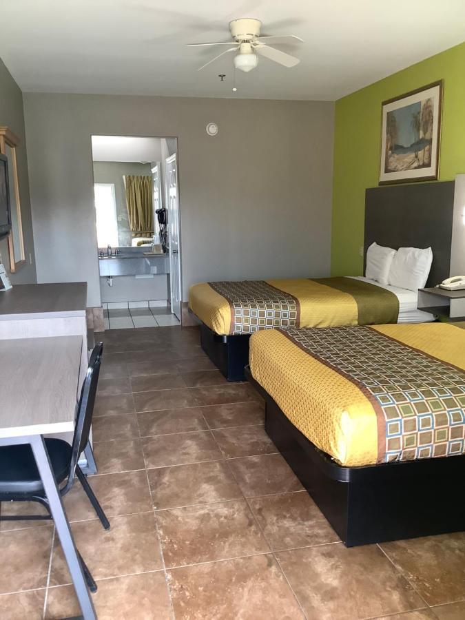 Queen Room with Two Queen Beds - Disability Access/Non-Smoking