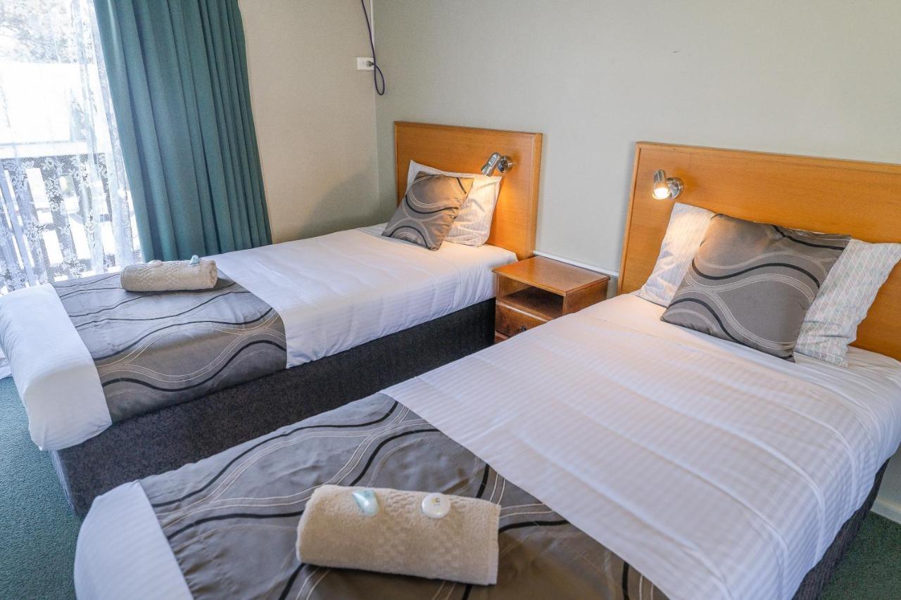 Twin Room,1323808468:JPEG