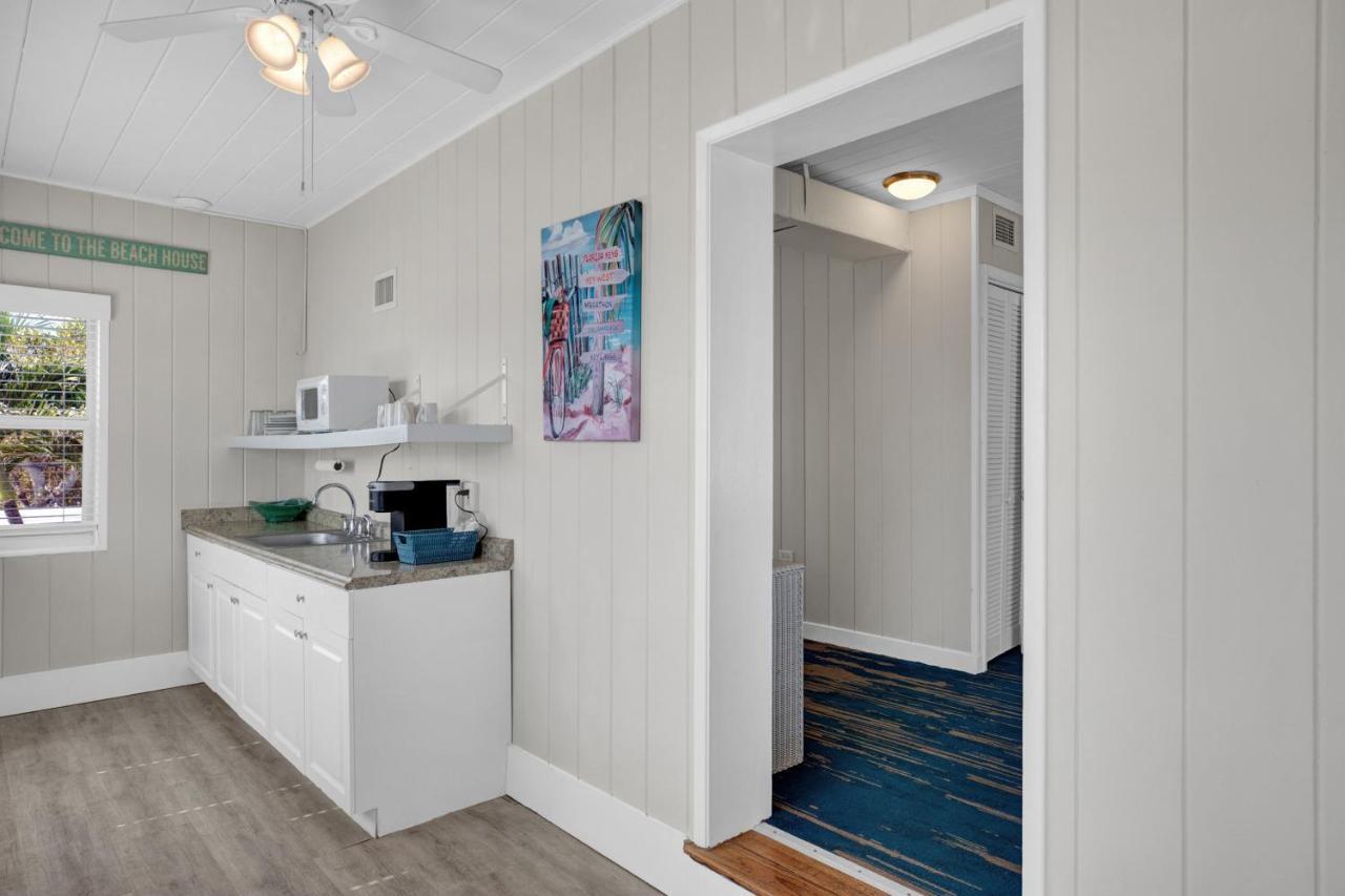 Deluxe Two-Bedroom Apartment with Sea View