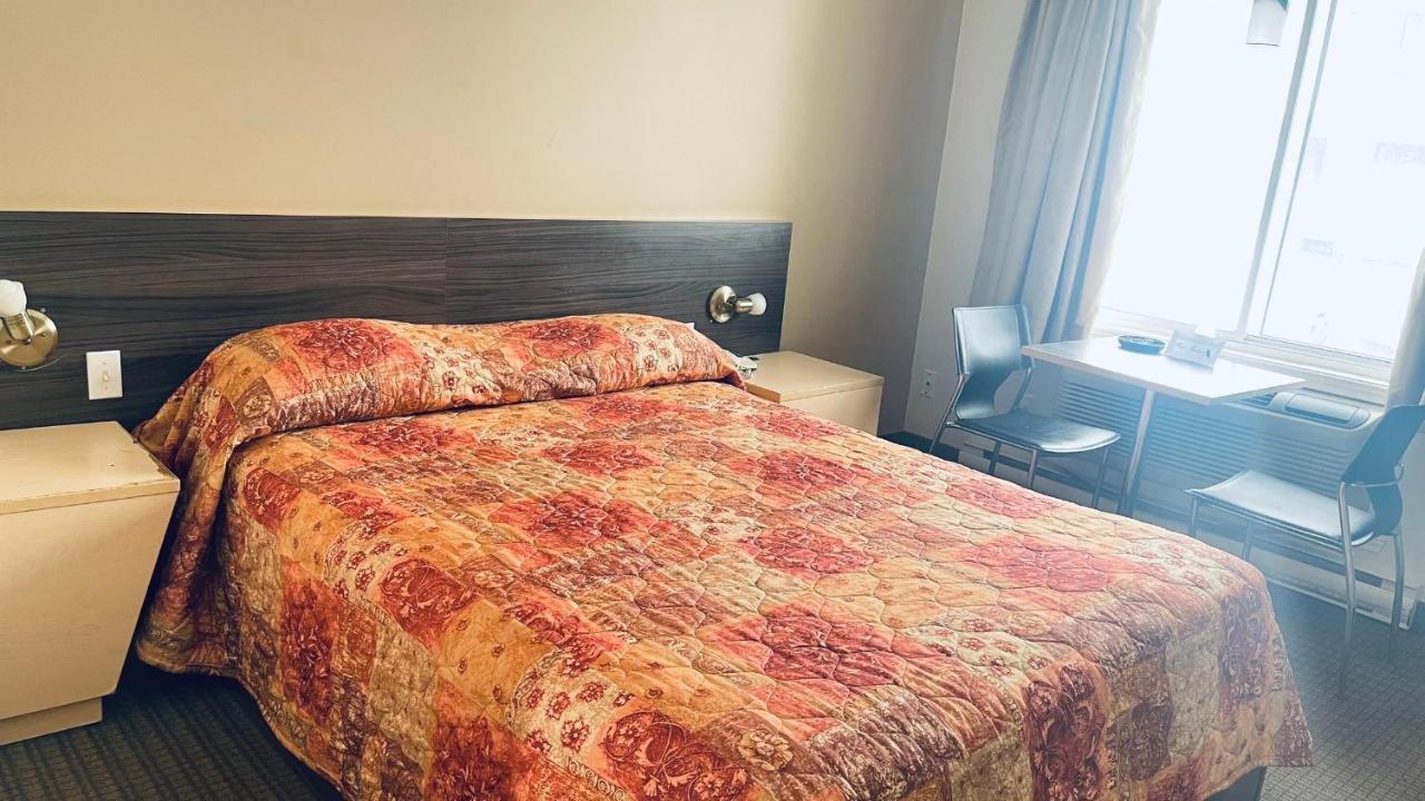Superior Queen Room,1346282381:JPEG