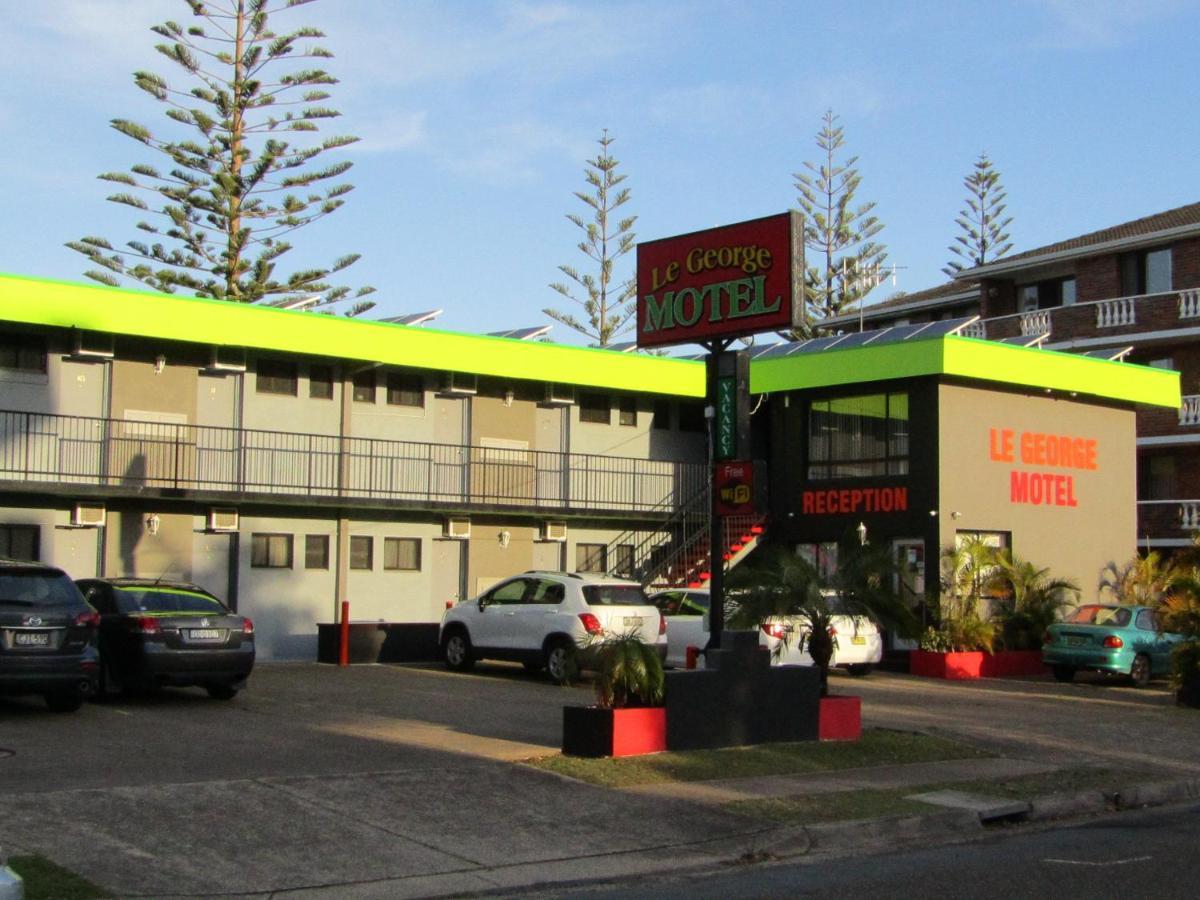 Waterfront Deluxe Queen Room with Balcony,1352077585:JPEG