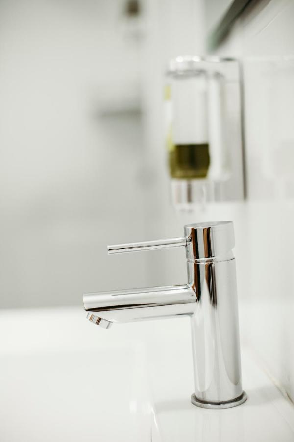 Family Room,1352469214:JPEG