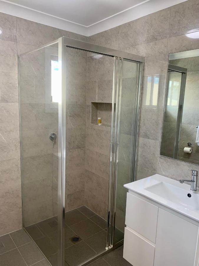 Two-Bedroom Apartment,1362564986:JPEG