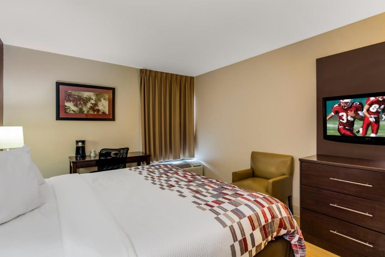 Deluxe King Room Disability Access Non-Smoking,1421274354:JPEG