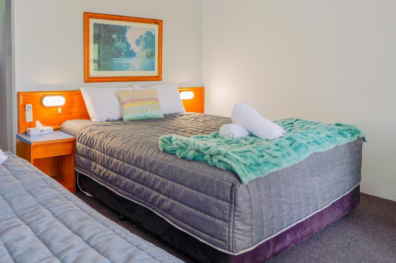 Twin Room,1498686391:JPEG