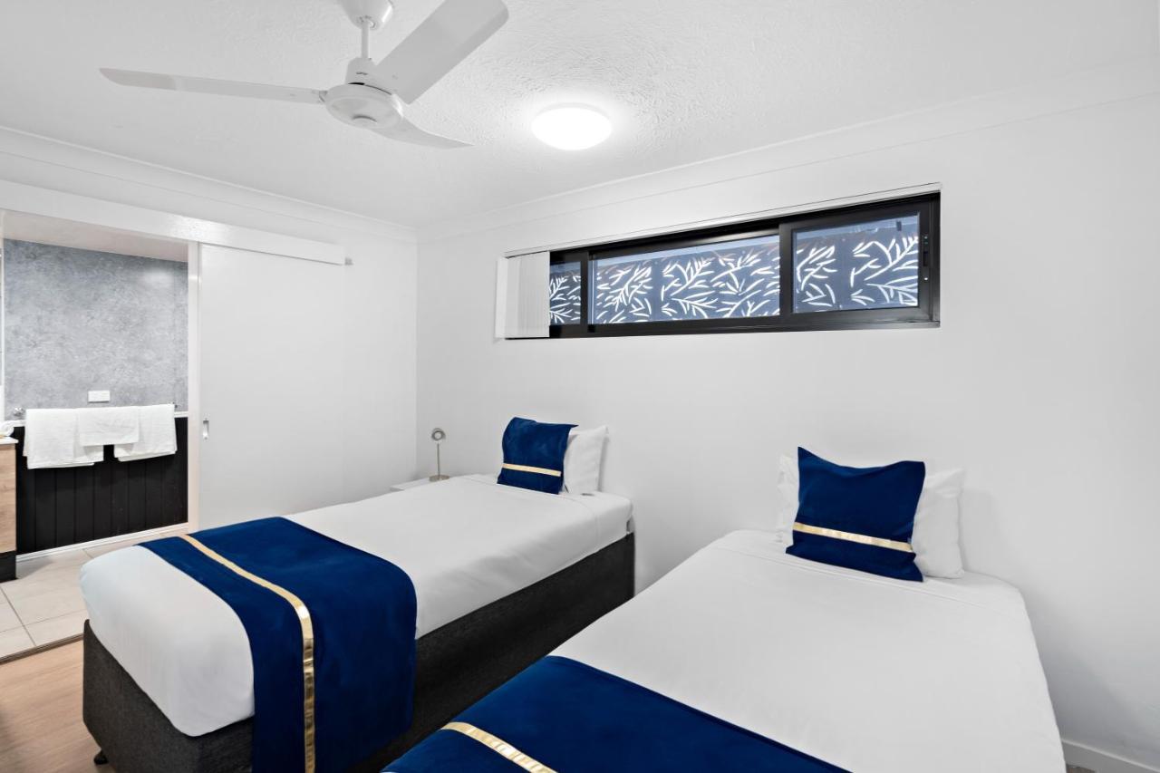 Deluxe Family Room,1524705955:JPEG