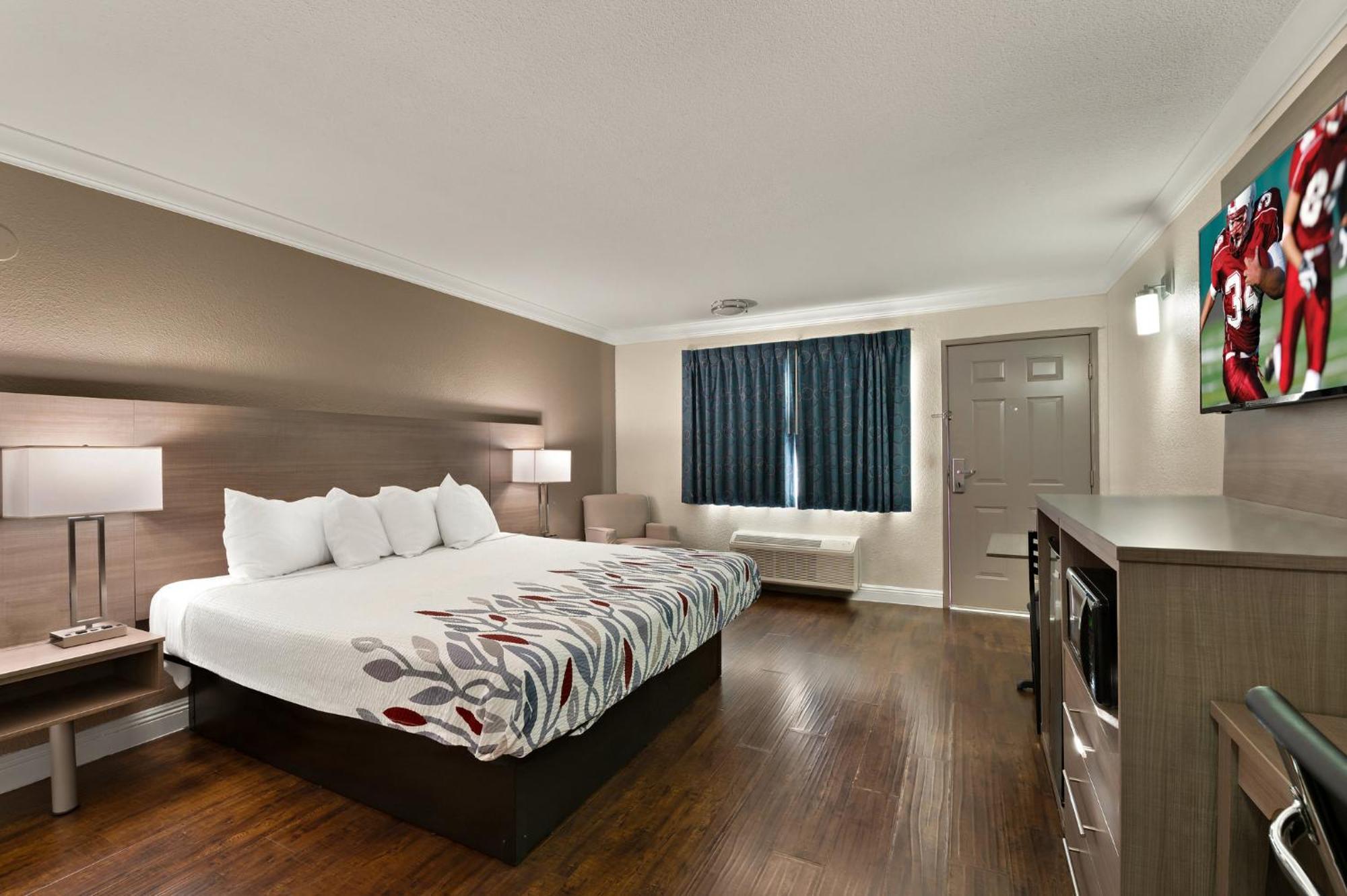 Superior King Room Non-Smoking