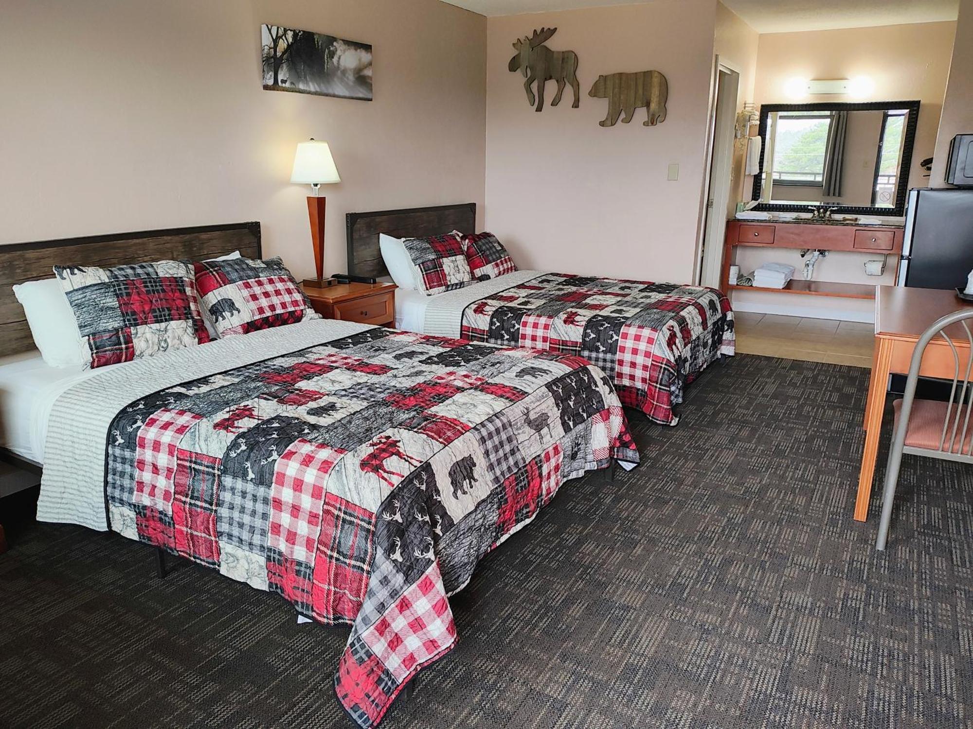 Premium Queen Room with Two Queen Beds