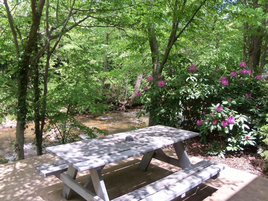 Creekside Executive Suite