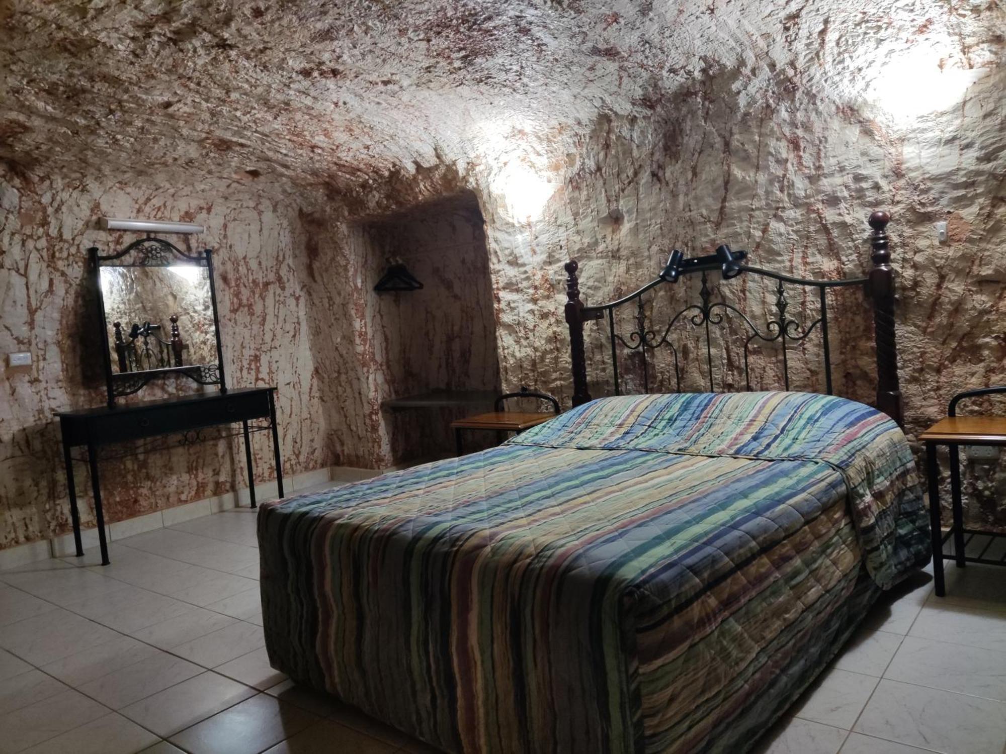 Two-Bedroom Family Suite,1517127256:JPEG