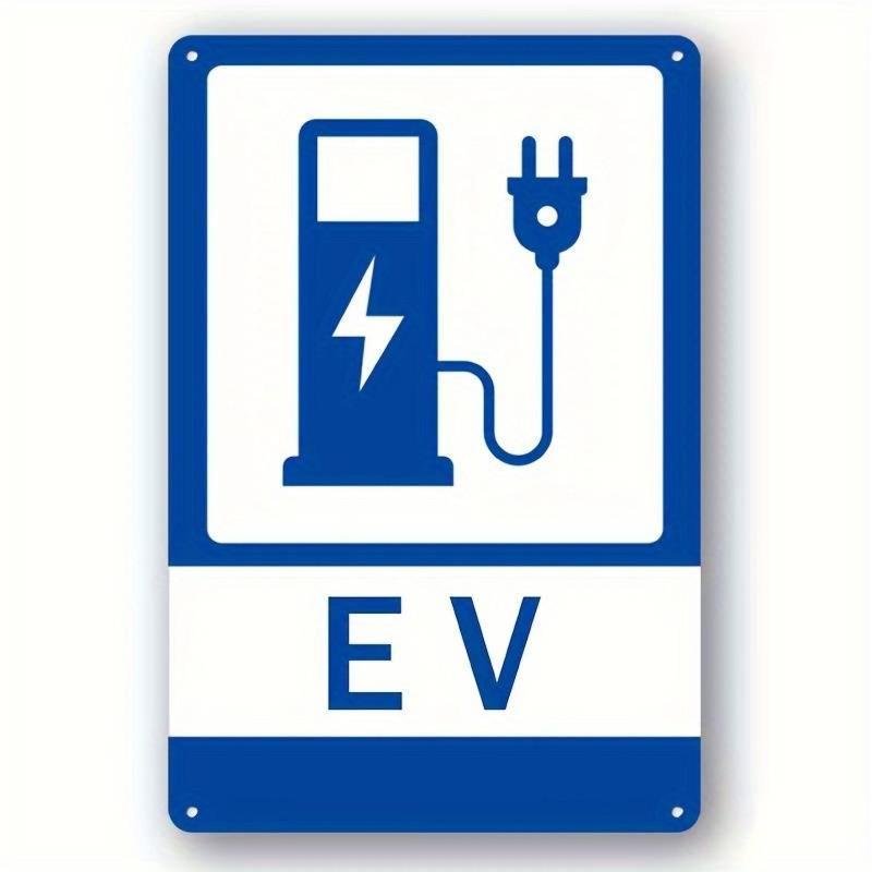 Superior Family Room,1538285971:JPEG