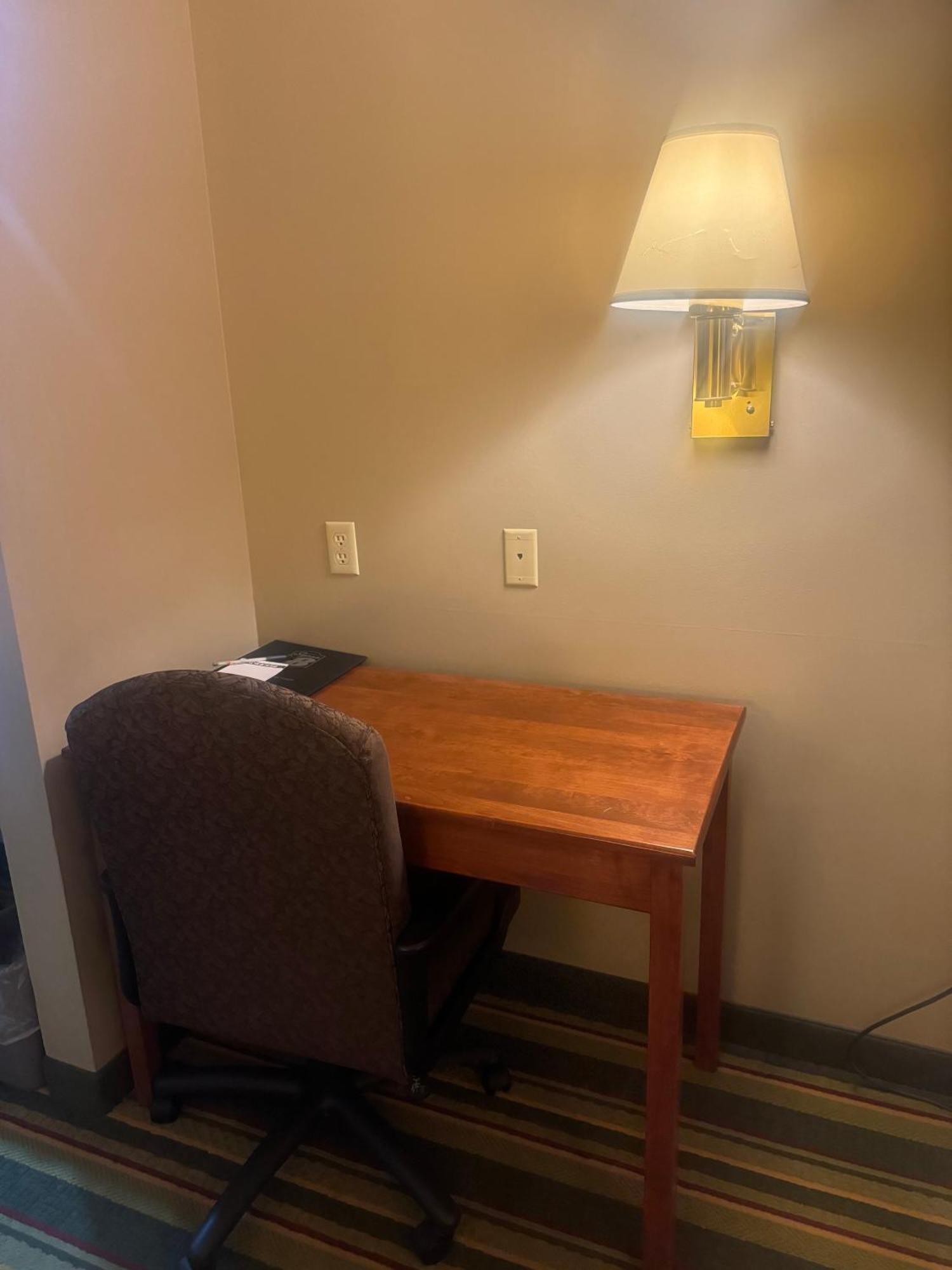 King Room - Non-Smoking