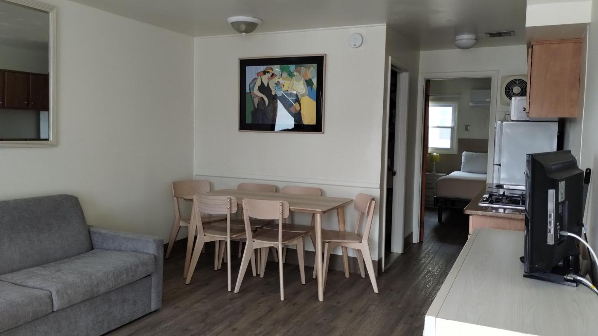 Poolside Two Room Suite- Type 6