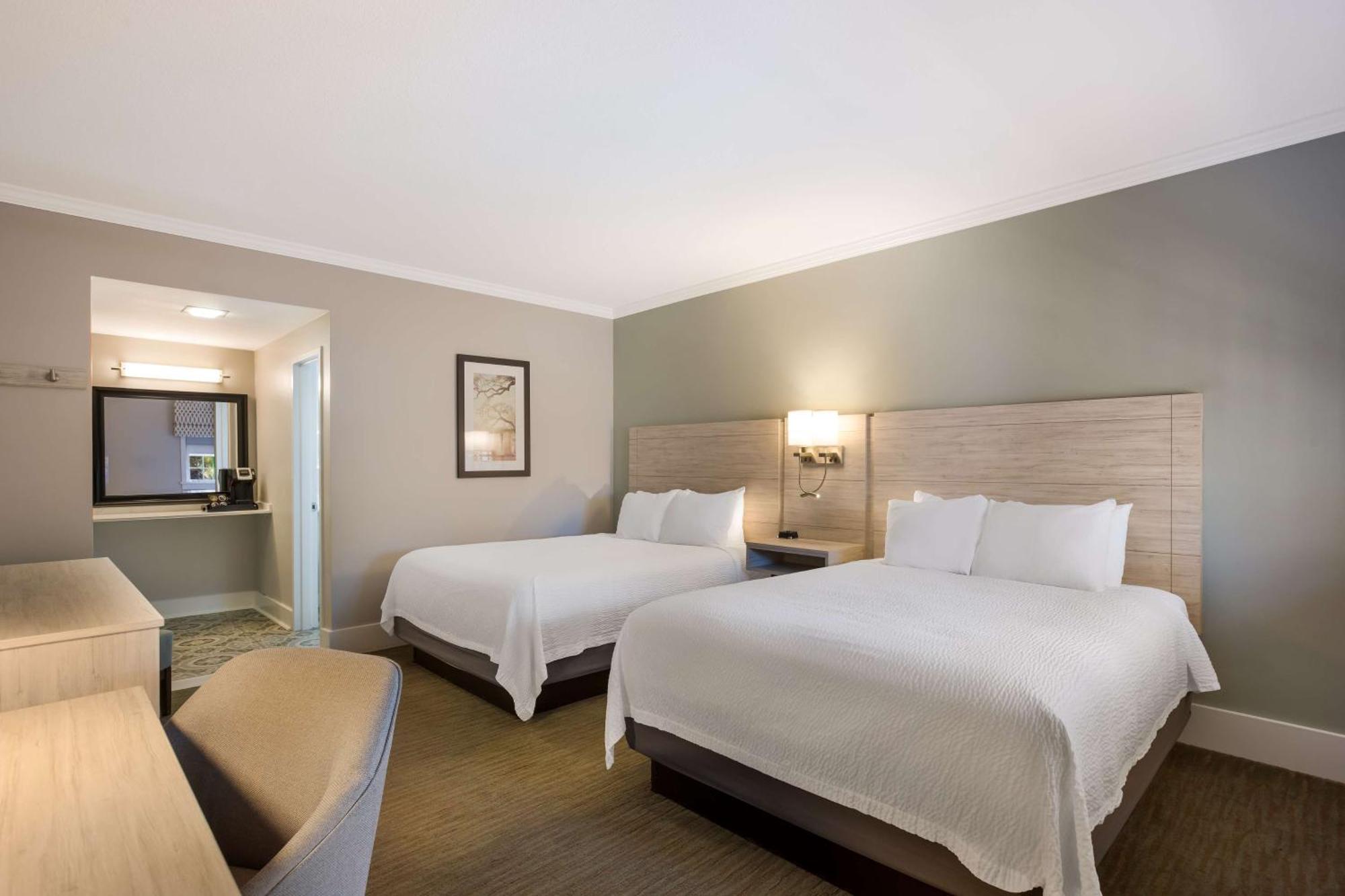 Queen Room with Two Queen Beds - Non-Smoking