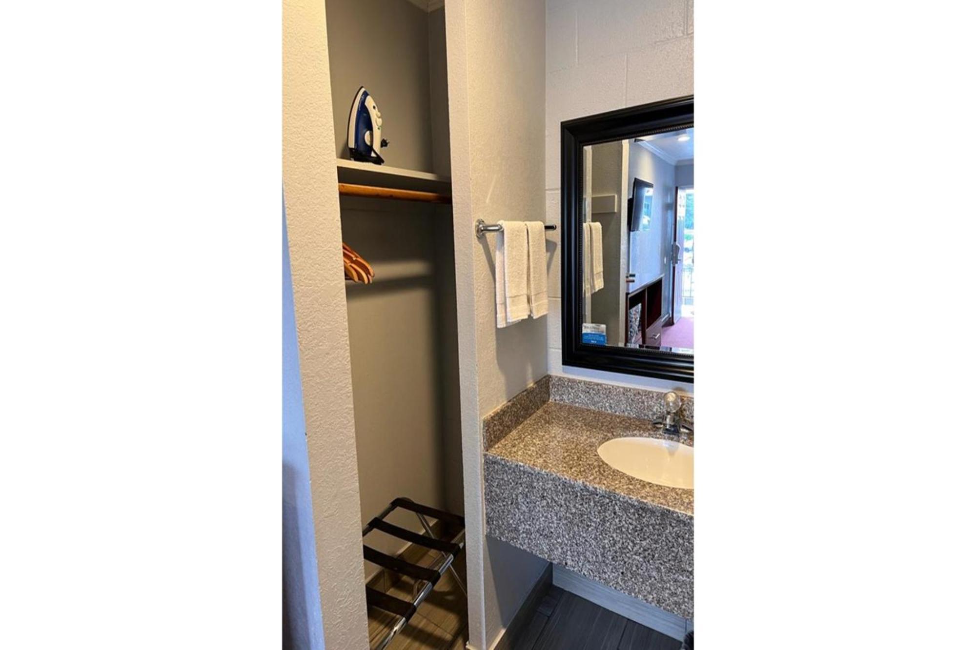 Single Room - Disability Access