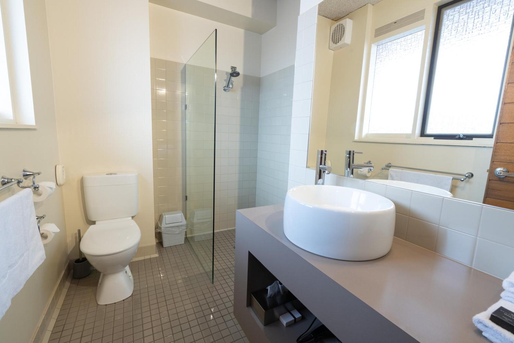 Deluxe Double Room,1552595794:JPEG