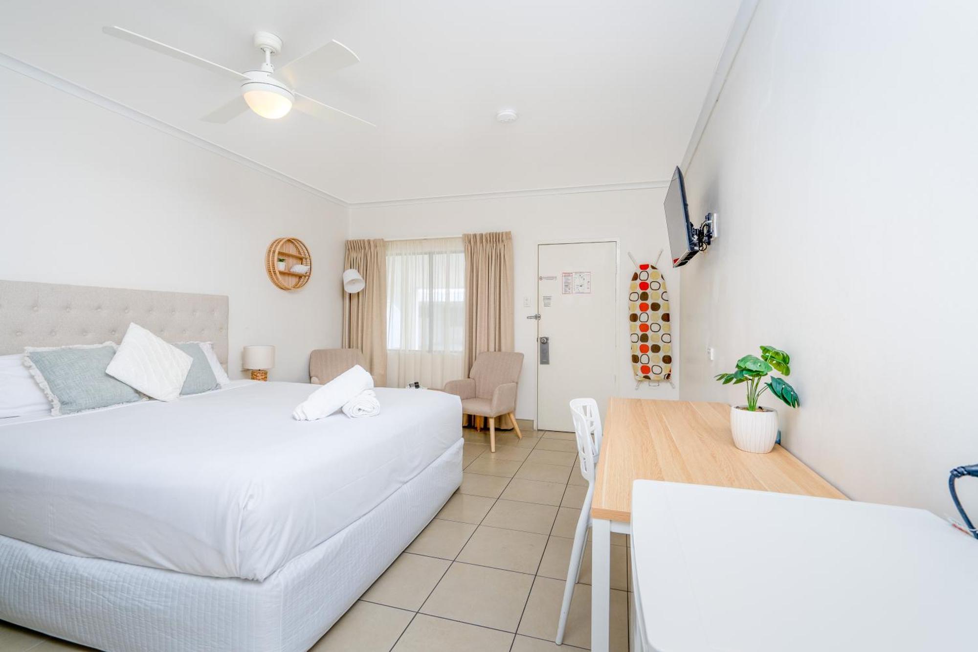 Standard King Room