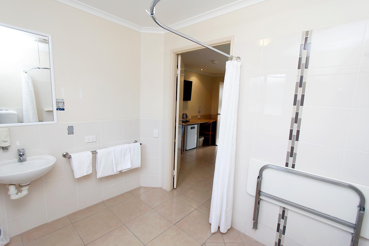 Queen Studio - Disability Access,1554391033:JPEG