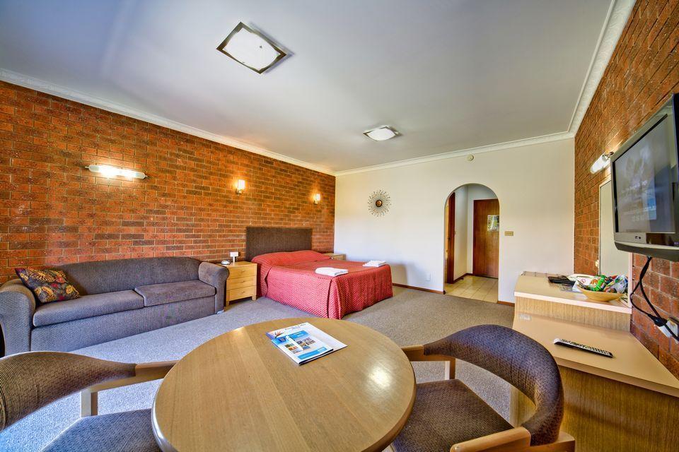 Family Room - Interconnecting